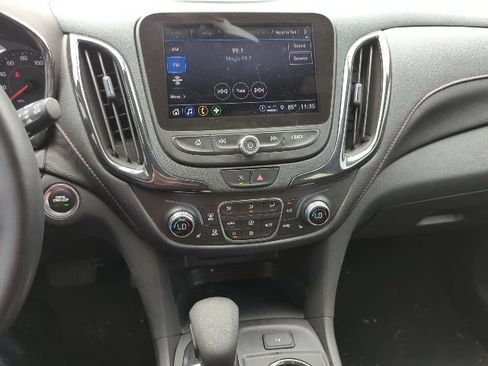 Used 2023 Chevrolet Equinox RS w/ RS Leather Package FWD image 7