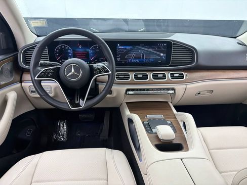 Used 2024 Mercedes-Benz GLE 450 4MATIC image 7