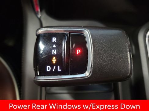 Used 2022 GMC Sierra 1500 Denali Ultimate AWD/4WD image 17