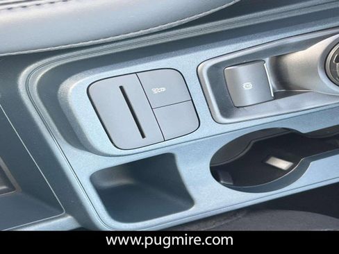 New 2026 Ford Maverick Lariat w/ Black Appearance Package image 30