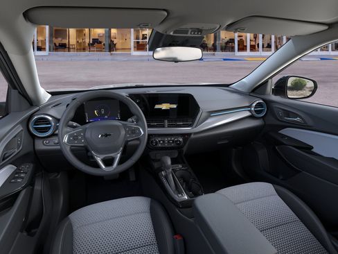 New 2026 Chevrolet Trax LT w/ Driver Confidence Package FWD image 15