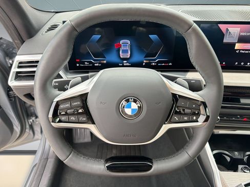 Used 2025 BMW 330i Sedan RWD image 10