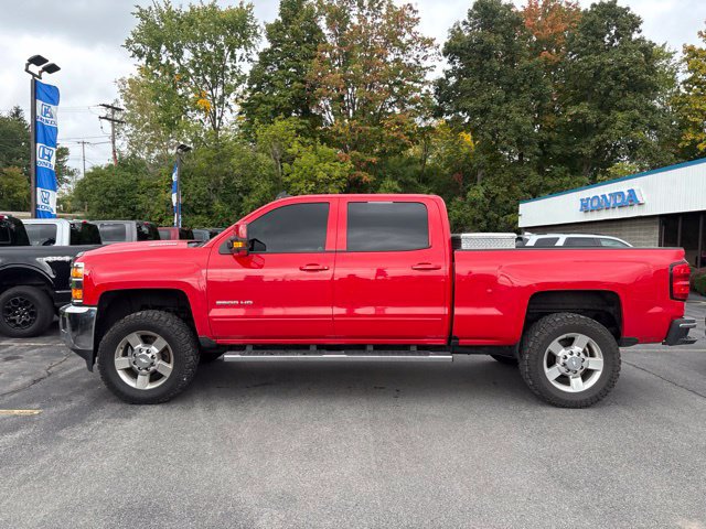 Used 2017 Chevrolet Silverado 2500 LT w/ LT Convenience Package AWD/4WD image 4