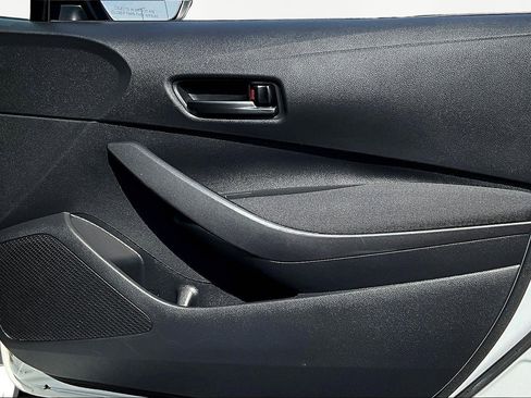 Used 2024 Toyota Corolla LE image 27