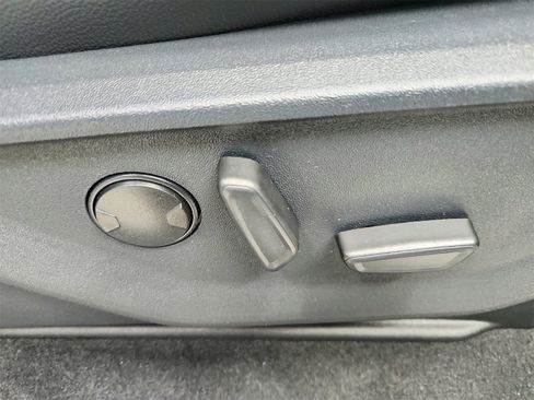 New 2026 Ford F250 Lariat w/ Lariat Ultimate Package image 48