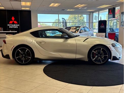 Used 2021 Toyota Supra Premium w/ Driver Assist Package RWD image 4