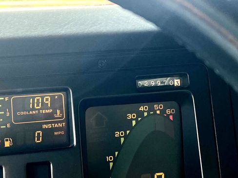 Used 1989 Chevrolet Corvette Coupe image 30