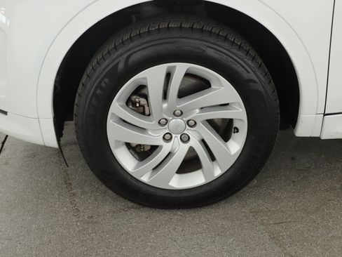 Used 2022 Land Rover Discovery Sport S R-Dynamic image 11