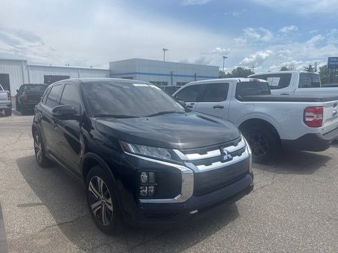 Used 2024 Mitsubishi Outlander Sport SE AWD/4WD image 1
