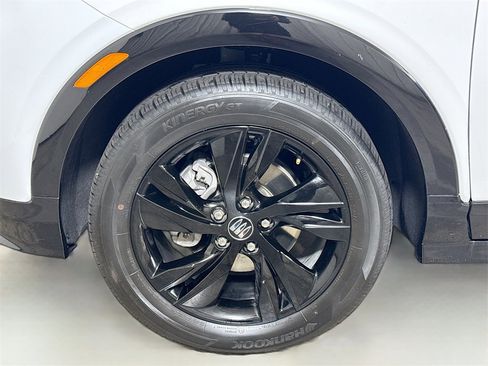 Used 2024 Buick Encore GX Sport Touring image 27