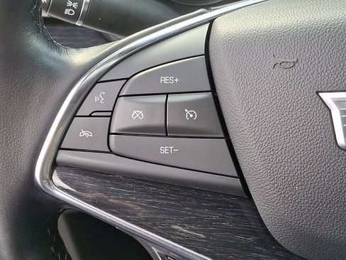 Certified 2021 Cadillac XT5 Premium Luxury image 19