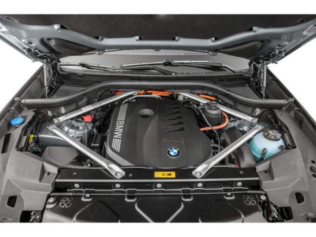 Used 2025 BMW X5 xDrive50e w/ Executive Package AWD/4WD image 15
