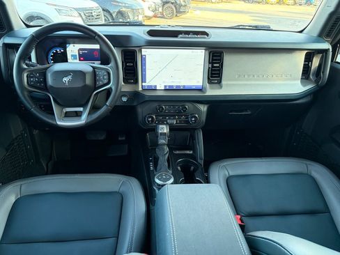 Used 2024 Ford Bronco Outer Banks image 24