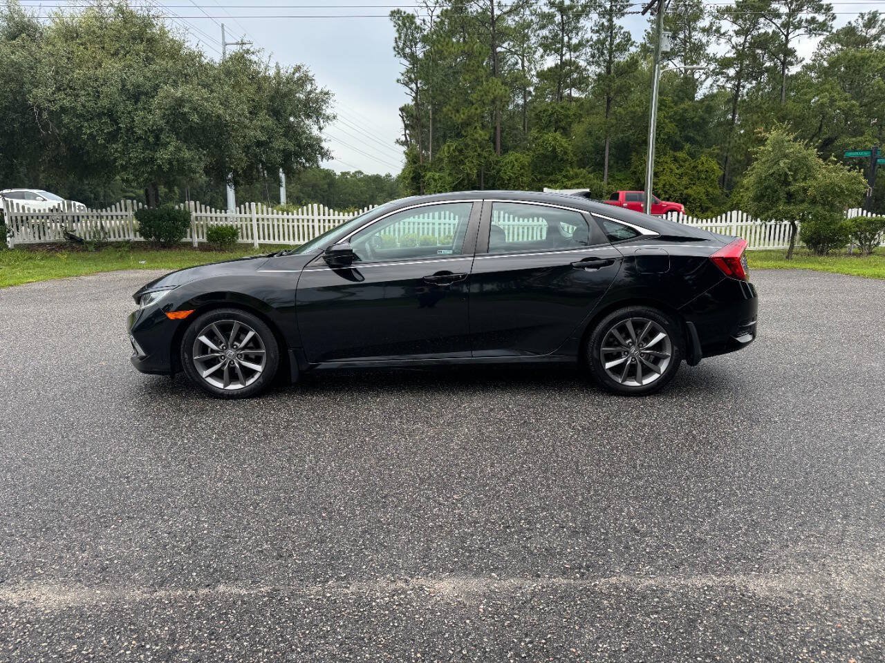 Used 2019 Honda Civic EX image 3