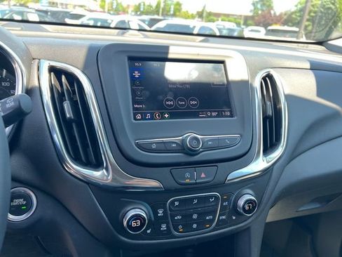 Used 2024 Chevrolet Equinox LT w/ LPO, Floor Liner Package FWD image 18