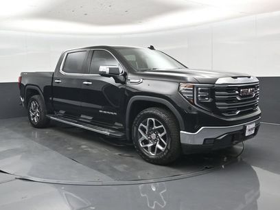 Used 2022 GMC Sierra 1500 SLT w/ SLT Convenience Package