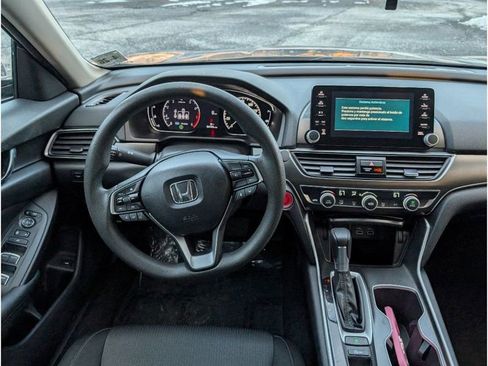 Used 2021 Honda Accord LX image 25