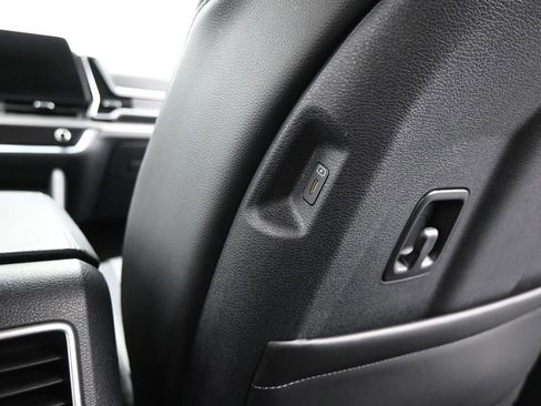 Used 2023 Kia Sportage SX image 13