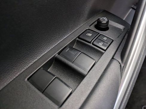 Used 2023 Toyota Corolla Cross LE w/ Moonroof Package image 21