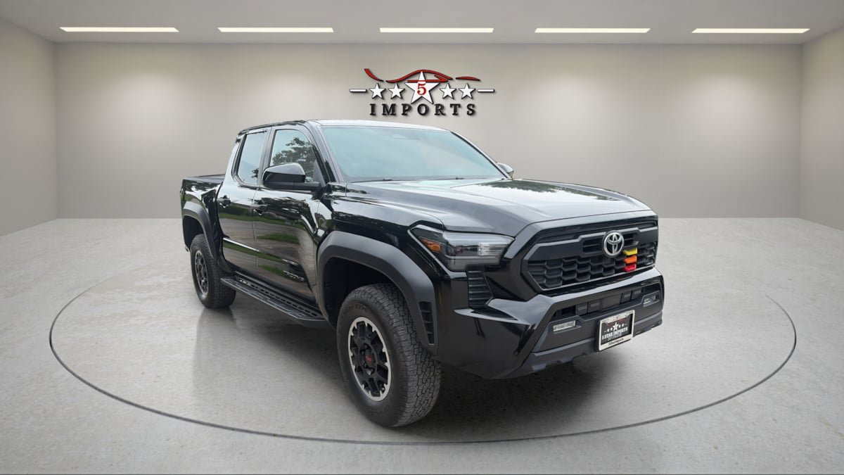Used 2024 Toyota Tacoma TRD Off-Road AWD/4WD image 7