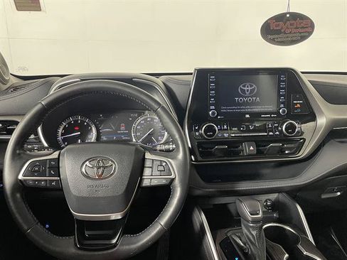 Used 2022 Toyota Highlander Limited AWD/4WD image 17