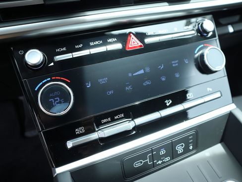 New 2026 Hyundai Santa Fe SEL FWD image 6