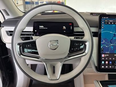 New 2025 Volvo EX90 Plus w/ Protection Package Premier
