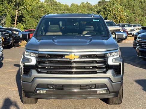 New 2026 Chevrolet Silverado 1500 High Country w/ High Country Premium Package AWD/4WD image 2