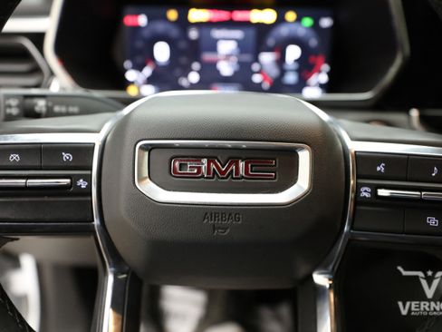 Used 2024 GMC Canyon Elevation RWD image 20