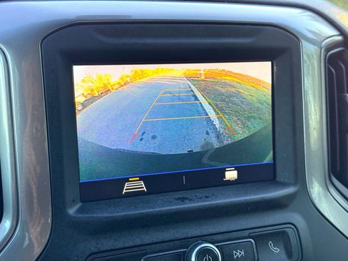 Used 2021 Chevrolet Silverado 1500 Custom image 25