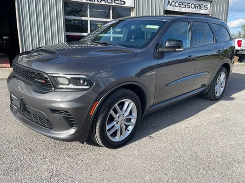 Used 2025 Dodge Durango R/T AWD/4WD image 3