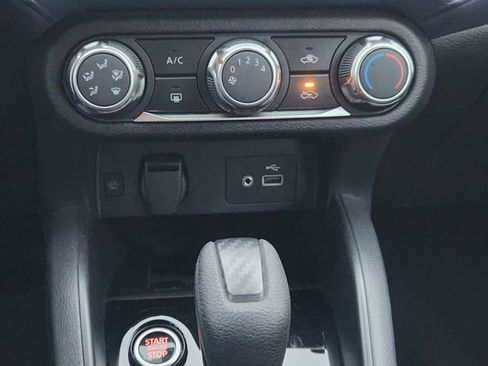 Certified 2023 Nissan Versa SV image 17