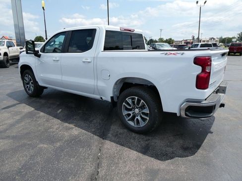 New 2026 Chevrolet Silverado 1500 LT w/ Leather Package AWD/4WD image 6