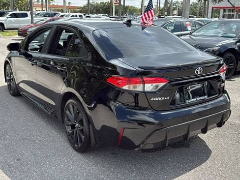 Used 2024 Toyota Corolla SE FWD image 5