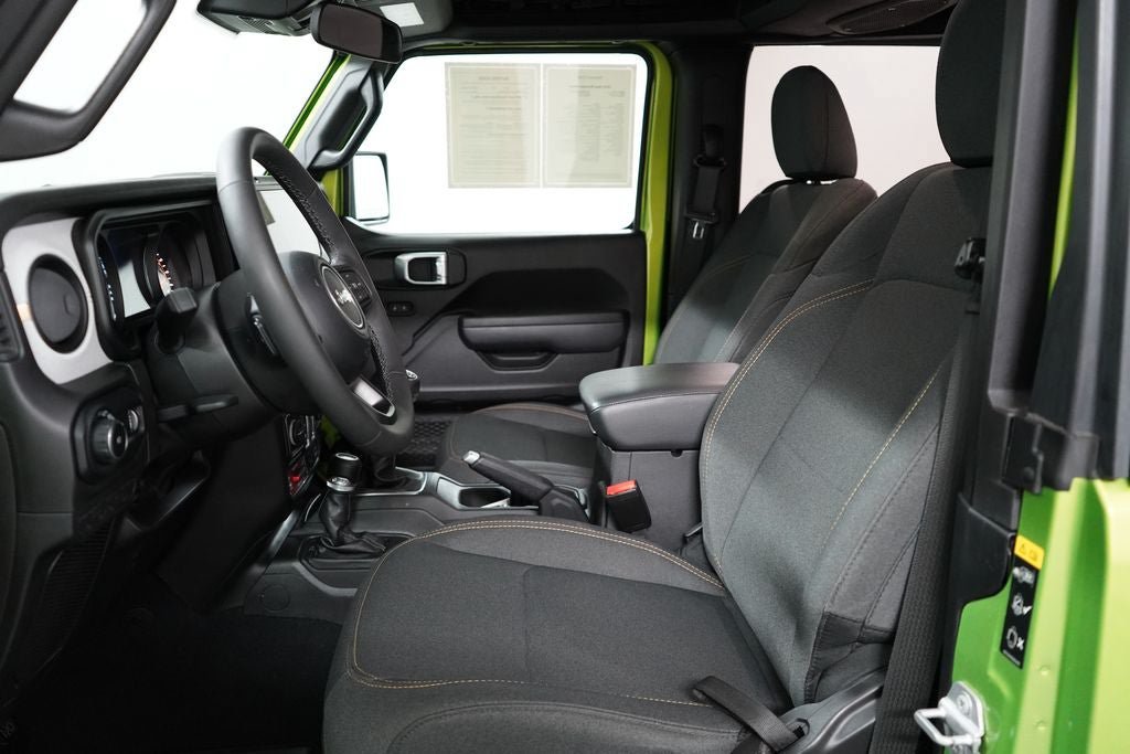 Certified 2025 Jeep Wrangler Sport AWD/4WD image 8