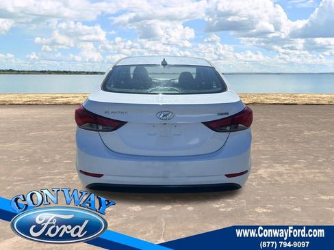 Used 2016 Hyundai Elantra Limited image 7