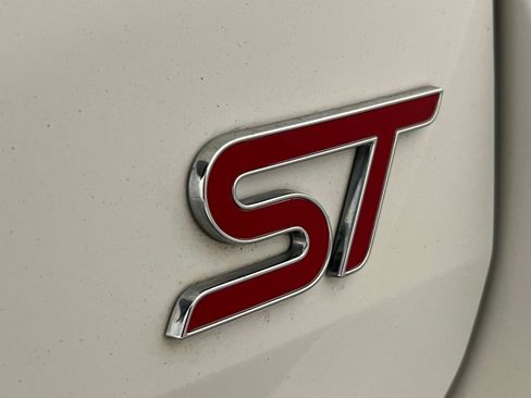 Used 2020 Ford Explorer ST w/ ST Street Pack image 35