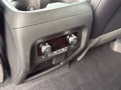 New 2026 GMC Acadia Denali w/ Super Cruise Package image 16