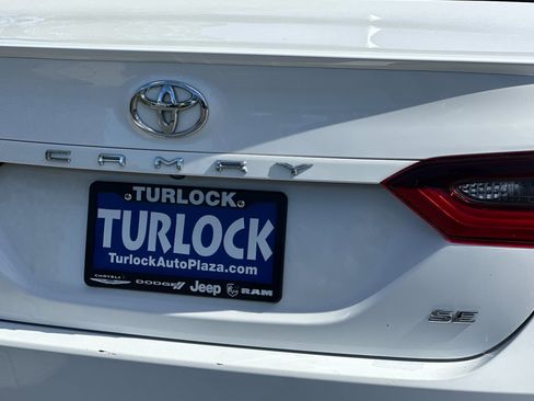 Used 2023 Toyota Camry SE image 26