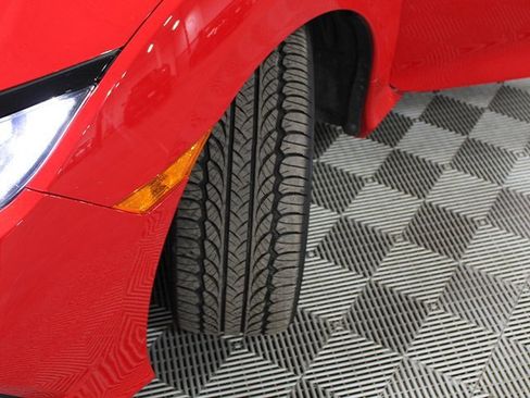 Used 2020 Honda Civic Touring image 17