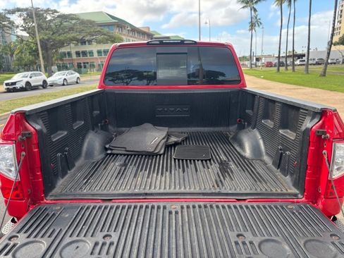 Used 2020 Nissan Titan SV w/ SV Convenience Package image 13