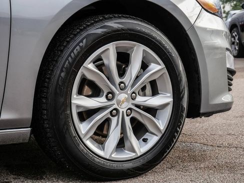 Used 2025 Chevrolet Malibu LT FWD image 9