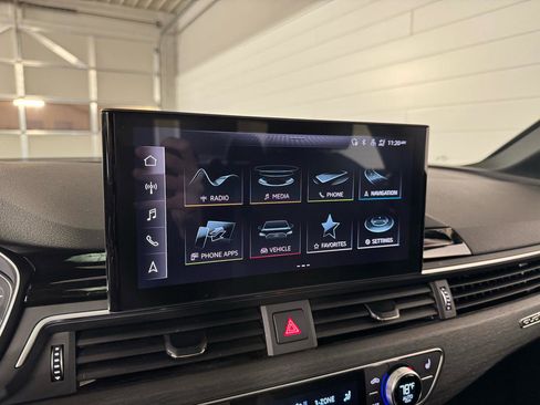 Used 2020 Audi A4 2.0T Premium image 24