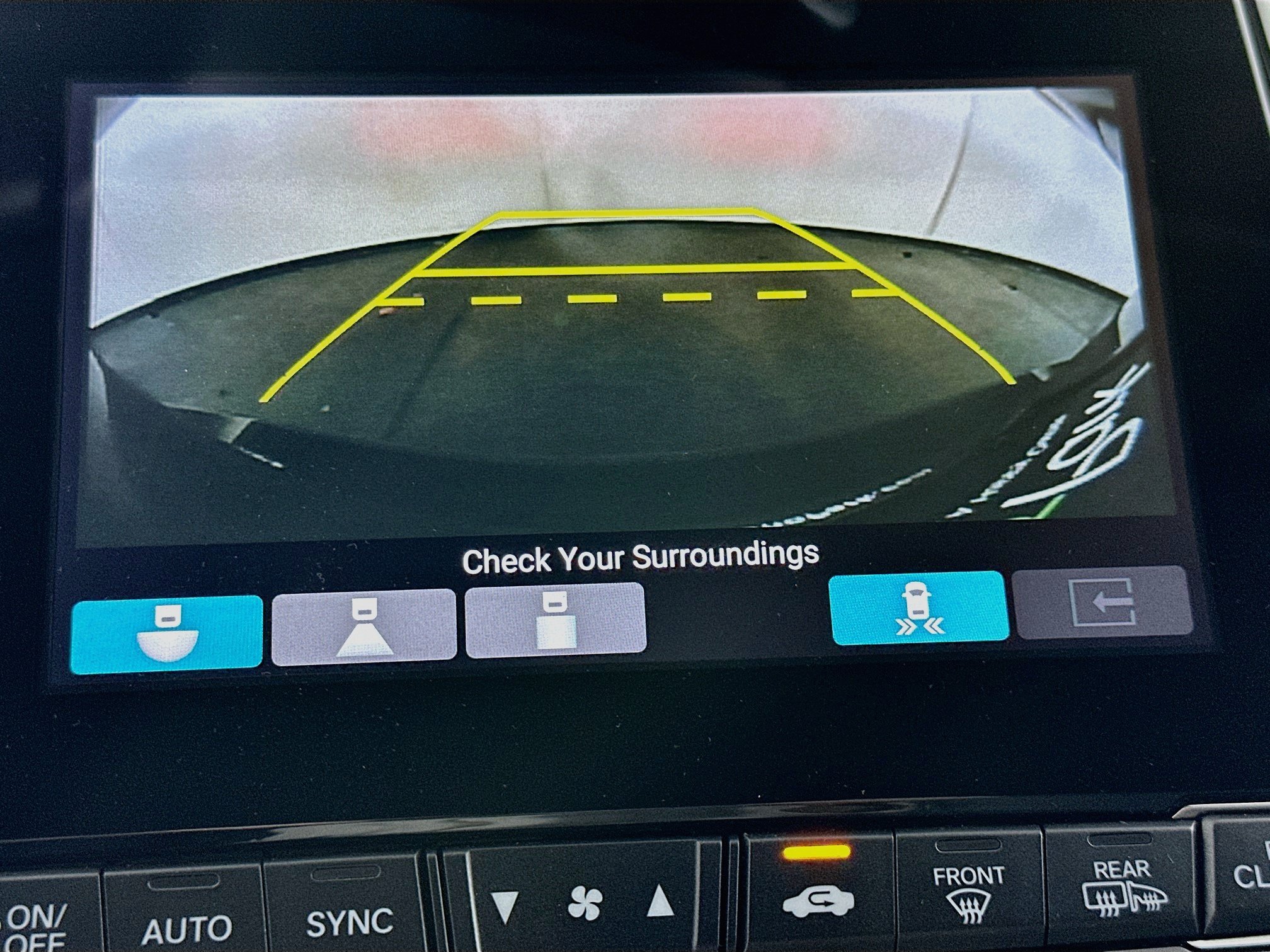 Used 2018 Honda Odyssey Touring image 23
