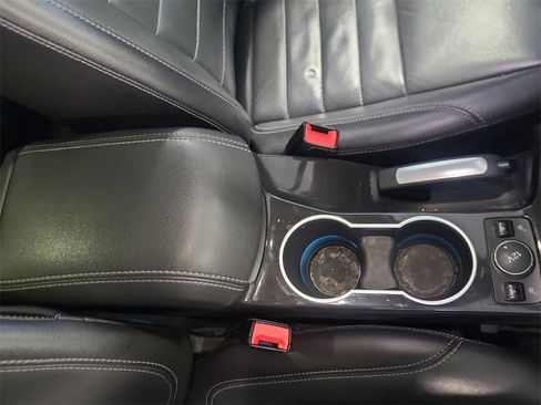 Used 2016 Ford Escape Titanium image 18