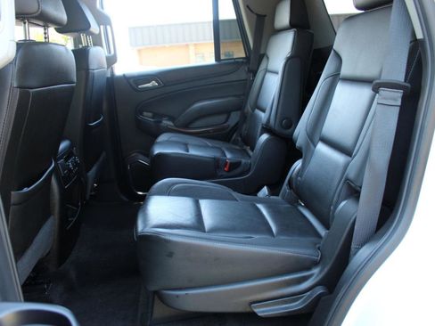 Used 2018 GMC Yukon SLT w/ Premium Edition AWD/4WD image 15