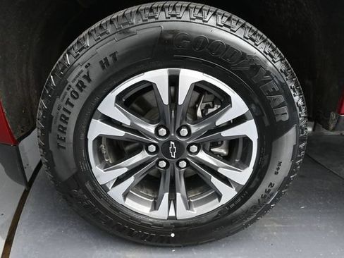 Used 2021 Chevrolet Colorado Z71 w/ Safety Package AWD/4WD image 22