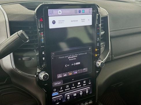 New 2025 RAM 2500 Laramie image 13