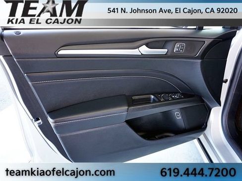 Used 2018 Ford Fusion Titanium FWD image 22