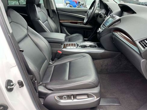 Used 2020 Acura MDX SH-AWD image 12